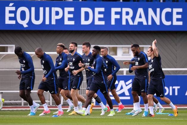Olivier Giroud - Laurent Koscielny FOOTBALL : Entrainement Equipe de France - Clairefontaine - 05 06 2017 AnthonyBIBARD FEP Panoramic 