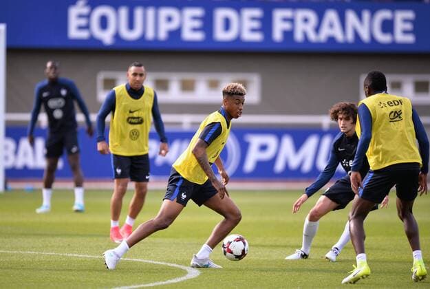 Presnel Kimpembe FOOTBALL : Entrainement Equipe de France - Clairefontaine - 05 06 2017 AnthonyBIBARD FEP Panoramic 