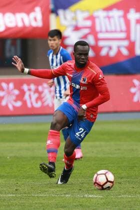 --FILE--Cheick Tiote of Beijing Enterprises Group F.C., center, competes against Shijiazhuang Ever Bright F.C. in their 4th round match during the 2017 Chinese Football Association China League, also known as China League One, in Beijing, China, 8 April 2017. Sad news out of China as a soccer player has collapsed during training and died. According to Sky Sports, former Newcastle midfielder Cheick Tiote collapsed on Monday (5 June 2017) at practice and passed away. He was just 30 years old. The Ivory Coast international moved to China just a few months ago and had been playing from Beijing Enterprises. He was taken to the hospital but passed after emergency treatment. Former Newcastle defender Cheick Tiote collapsed and died in China during training  20170408_81893