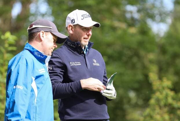 GOLF - PGA Golf Herren Lyoness Open 2017 ATZENBRUGG,AUSTRIA,07.JUN.17 - GOLF - PGA European Tour, Lyoness Open, Diamond Country Club, ProAm. Image shows Stephen Gallacher (SCO right) with his caddy. GEPAxpictures xChristianxWalgram