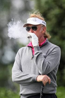 Bilder des Tages - SPORT GOLF - PGA Golf Herren Lyoness Open 2017 ATZENBRUGG,AUSTRIA,07.JUN.17 - GOLF - PGA European Tour, Lyoness Open, Diamond Country Club, ProAm. Image shows Miguel Angel Jimenez (ESP). GEPAxpictures xMaticxKlansek