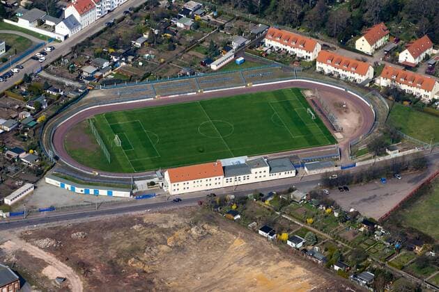 Fußball, Stadiongeschichte 1. FC Magdeburg Luftbild vom Heinrich Germer Stadion in Magdeburg das Stadion ist die ehemalige Spielstätte vom 1. FC Magdeburg - Deutschland, Fussball, Mann, Maenner,31.03.2017