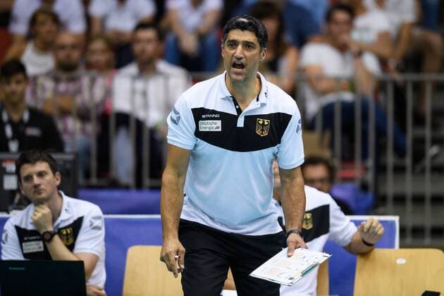 09.06.2017, TipsArena, Linz Volleyball, 2017 FIVB World League, Österreich Oesterreich (AUT) vs. Deutschland (GER) Andrea Giani (Bundestrainer Trainer GER)