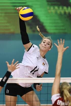 (170610) -- MONTREUX, June 10, 2017 -- Louisa Lippmann of Germany spikes the ball during the Pool B match between Germany and Poland in 2017 Montreux Volleyball Masters in Montreux, Switzerland, on June 9, 2017. Germany lost 2-3. )(wll) (SP)SWITZERLAND-MONTREUX-VOLLEYBALL-MASTERS-GER VS POL AlainxGrosclaude 