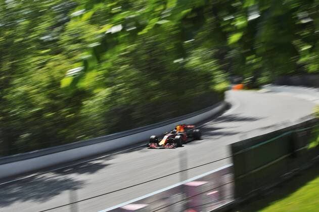 Daniel Ricciardo (Red Bull Racing) mit seinem Auto auf der Strecke, Grosser Preis von Kanada 2017, Qualifikation, Motorsport, Formel 1, 10.06.2017, Montreal Copyright: xAndre Eibner-Pressefotox EP_JAE