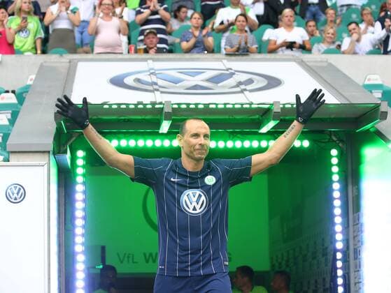VfL Wolfsburg 97er Aufstiegshelden vs VfL Allstars Wolfsburg, Deutschland. 11.06.2017, FUßBALL - VfL Wolfsburg 97er Aufstiegshelden vs VfL Allstars, Saison 2016-2017, Volkswagen Arena. Bild zeigt: Martin Petrov (VfL-Allstars) Wolfsburg