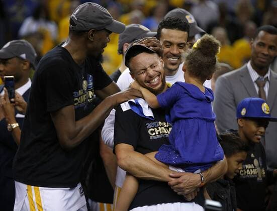 June 12, 2017 - Oakland, CA, USA - The Golden State Warriors Kevin Durant, left, and Stephen Curry share a laugh after defeating the Cleveland Cavaliers, 129-120, in Game 5 of the NBA Basketball Herren USA Finals at Oracle Arena in Oakland, Calif., on Monday, June 12, 2017. Cleveland at Golden State - ZUMAm67_ 20170612_zaf_m67_089 Copyright: xNhatxV.xMeyerx