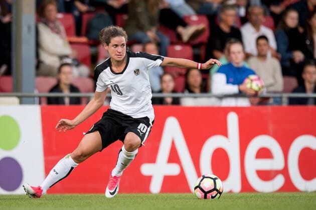 Nina Burger of Austriaduring the friendly match between the women of The Netherlands and Austria at at The Adelaarshorst on on June 13, 2017 in Deventer, The Netherlands Women: Netherlands v Austria Friendly match 2016 2017 xVIxVIxImagesx xRonaldxBonestrooxIVx 8002093