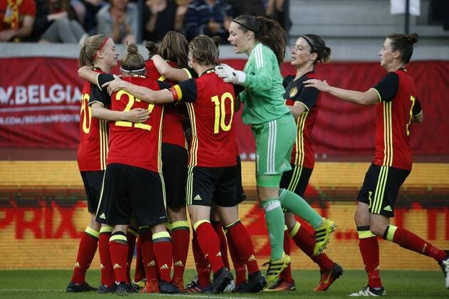 Elke Van Gorp of Belgium celebrates FOOTBALL FEMININ : Belgique vs Japon - Amical - 13 06 2017 PhotoNews Panoramic 