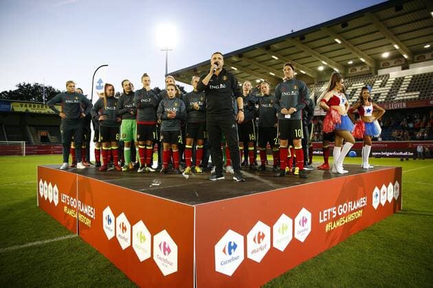 Belgian red flames team celebrates FOOTBALL FEMININ : Belgique vs Japon - Amical - 13 06 2017 PhotoNews Panoramic 
