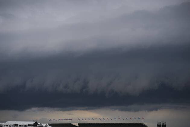 170614 Ett oväder drar in över golfbanan Erin Hills inför golfturneringen US Open den 14 juni 2017 i Hartford.  Copyright: JOELxMARKLUND BB170614JM026