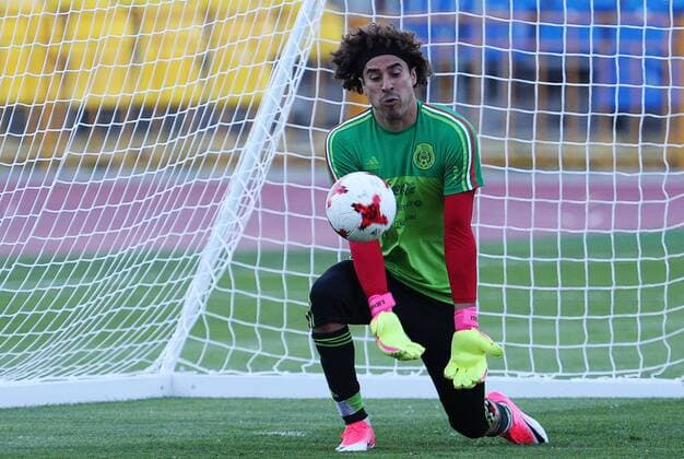 KAZAN, RUSSIA - JUNE 15, 2017: Goalkeeper Guillermo Ochoa of the Mexican national football team during a training session ahead of the 2017 FIFA Confederations Cup. Maxim Tumanov TASS  TS0531EE