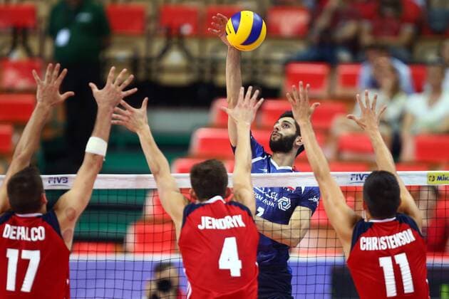 Katowice , Hala Spodek 15.06.2017 , Siatkowka Reprezentacja , Kadra , Liga Swiatowa 2017 Runda eliminacyjna , Grupa 1 Iran - USA NZ Torey Defalco ( USA ) Jeffrey Jendryk II ( USA ) Milad Ebadipour Ghara H ( IRAN ) Micah Christenson ( USA ) FOT Michal Nowak Newspix.pl Katowice , Spodek Hall 15.06.2017 Sport , Volleyball National Teams , World League 2017 Preliminary Round Group 1 Iran - USA photo by Michal Nowak Newspix.pl --- Newspix.pl  170615MIN020