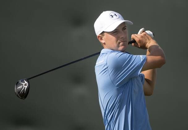 Jordan Spieth watches his drive off of the 1st tee during round 1 of the 117th U.S. Open golf tournament at Erin Hill golf course in Erin, Wisconsin on June 15, 2017.  WIS20170615307 KEVINxDIETSCH
