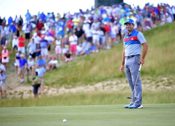 Sergio Garcia reacts to a missed putt on the 9th green during round 1 of the 117th U.S. Open golf tournament at Erin Hill golf course in Erin, Wisconsin on June 15, 2017.  WIS20170615345 KEVINxDIETSCH