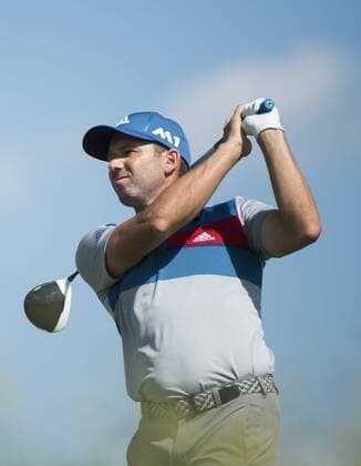 Sergio Garcia hits off of the 10th tee during round 1 of the 117th U.S. Open golf tournament at Erin Hill golf course in Erin, Wisconsin on June 15, 2017.  WIS20170615353 KEVINxDIETSCH