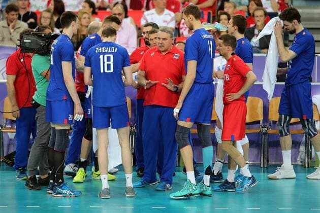 17.06.2017 LODZ , ATLAS ARENA SIATKOWKA MEZCZYZN, (VOLLEYBALL MEN) FIVB LIGA SWIATOWA GRUPA H1 (FIVB WORLD LEAGUE GROUP H1 GAME RUSSIA - USA ) MECZ ROSJA - USA NZ TRENER SERGEY SHLIAPNIKOV Z ZESPOLEM PODCZAS PRZERWY FOTO JAKUB PIASECKI CYFRASPORT NEWSPIX.PL --- Newspix.pl FRANCE OUT!  20170617CSJP3004