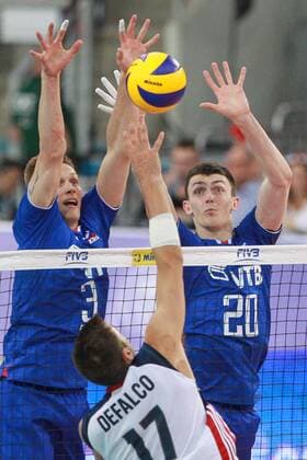 17.06.2017 LODZ SIATKOWKA MEZCZYZN LIGA SWIATOWA 2017 FIVB VOLLEYBALL WORLD LEAGUE 2017 MECZ ROSJA - USA ( Russia - USA ) N Z DMITRY KOVALEV ILYAS KURKAEV BLOK FOT MACIEJ GOCLON FOTONEWS NEWSPIX.PL --- Newspix.pl FRANCE OUT!  20170617FNMG009