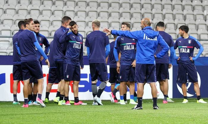 2017.06.17 Krakow , Polska Pilka nozna, Mistrzostwa Europy U-21 Reprezentacja Wloch - konferencja prasowa i trening N z trening reprezentacji Wloch Foto Krzysztof Porebski PressFocus 2017.06.17 Krakow , Poland Football , UEFA UNDER 21 CHAMPIONSHIP POLAND 2017 Italy U21 U 21 national team Nationalteam - press conference PK Pressekonferenz and training Italy U21 national team - training Credit: Krzysztof Porebski PressFocus NEWSPIX.PL --- Newspix.pl france out!  20170617PF_KP014