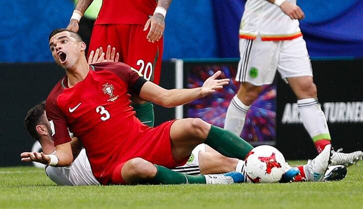Portugal vs. Mexico KAZAN, RT - 18.06.2017: PORTUGAL VS. MEXICO - PEPE de Portugal during a match between Portugal and Mexico valid for the first round of the Confederations Cup 2017, this Sunday (18), held at the Kazan Arena in Kazan, Russia. (Photo: Marcelo Machado de Melo Fotoarena) x1339397x  MarceloxMachadoxdexMelo