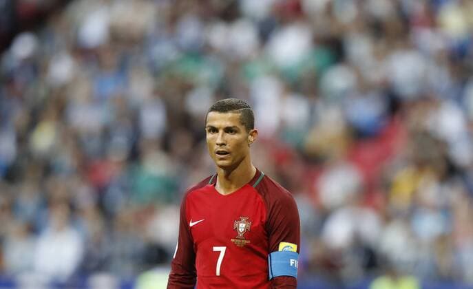 Bilder des Tages - SPORT Portugal vs. Mexico KAZAN, RT - 18.06.2017: PORTUGAL VS. MEXICO - Cristiano RONALDO of Portugal during a match between Portugal and Mexico valid for the first round of the Confederations Cup 2017 on Sunday (18), held at the Kazan Arena in Kazan, Russia. (Photo: Rodolfo Buhrer La Imagem Fotoarena) x1339428x  RodolfoxBuhrer