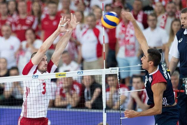 FIVB Volleyball World League 2017 FIVB Volleyball World League 2017 Poland vs Russia on June 18, 2017 in Lodz, Poland. In the picture: Dawid Konarski (POL), Taylor Sander (USA)  EN_01263623_0306