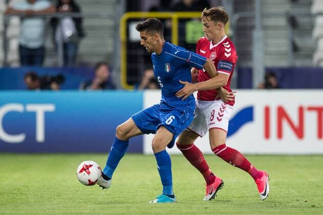 2017.06.18 KRAKOW MECZ GRUPA C MISTRZOSTWA EUROPY U-21 W PILCE NOZNEJ 2017: DANIA - WLOCHY --- 2017 UEFA EUROPEAN U21 U 21 CHAMPIONSHIP MATCH: DENMARK - ITALY LORENZO PELLEGRINI WOLCHY ITALY LASSE VIGEN CHRISTENSEN DANIA DENMARK FOT JAKUB GRUCA FOKUSMEDIA. NEWSPIX.PL --- Newspix.pl FRANCE OUT!  GJ180617_014