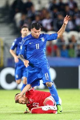 Fußball, U21 EM, Dänemark - Italien Krakow , Stadion im Jozefa Pilsudskiego 18.06.2017 , Pilka nozna Reprezentacja , Kadra , U-21, Mistrzostwa Europy U21 U 21 2017 Grupa C Dania U21 - Wlochy U21 NZ Mikkel Duelund ( DEN ) Andrea Petagna ( ITA ) FOT Michal Nowak Newspix.pl Krakow , Jozef Pilsudski s Stadium 18.06.2017 Sport , Football National Teams , UEFA Under-21 European Championship EM Europameisterschaft Poland 2017 , Group C Denmark U-21 - Italy U-21 photo by Michal Nowak Newspix.pl --- Newspix.pl FRANCE OUT! 170618MIN082