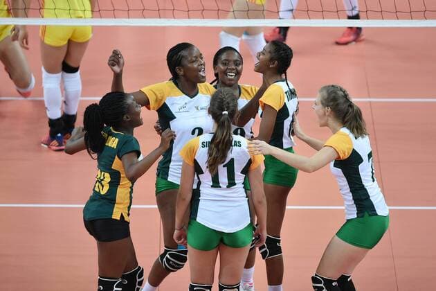 (170620) -- GUANGZHOU, June 20, 2017 -- Players of South Africa celebrate after scoring during the women s volleyball match against China at 2017 BRICS Games in Guangzhou, south China s Guangdong Province, June 20, 2017. ) (SP)CHINA-GUANGZHOU-VOLLEYBALL-2017 BRICS GAMES LiangxXu 