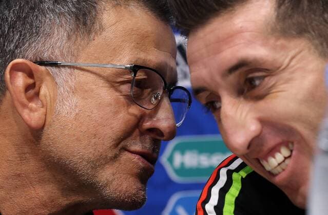 SOCHI, RUSSIA â€“ JUNE 20, 2017: Head coach Juan Carlos Osorio (L) and midfielder Hector Herrera of the Mexican national football team at a news conference ahead of the upcoming 2017 FIFA Confederations Cup match against New Zealand. Artyom Korotayev TASS  TS053D38