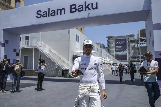 Motorsports: FIA Formula One World Championship WM Weltmeisterschaft 2017, Grand Prix of Europe, 44 Lewis Hamilton (GBR, Mercedes AMG Petronas F1 Team), Baku Azerbaijan xHOCHxZWEIx