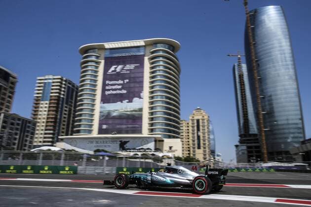 Motorsports: FIA Formula One World Championship WM Weltmeisterschaft 2017, Grand Prix of Europe, 44 Lewis Hamilton (GBR, Mercedes AMG Petronas F1 Team), Baku Azerbaijan xHOCHxZWEIx