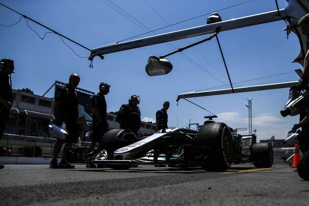 Motorsports: FIA Formula One World Championship WM Weltmeisterschaft 2017, Grand Prix of Europe, 44 Lewis Hamilton (GBR, Mercedes AMG Petronas F1 Team), Baku Azerbaijan xHOCHxZWEIx