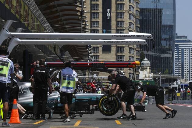 Motorsports: FIA Formula One World Championship WM Weltmeisterschaft 2017, Grand Prix of Europe, 44 Lewis Hamilton (GBR, Mercedes AMG Petronas F1 Team), Baku Azerbaijan xHOCHxZWEIx