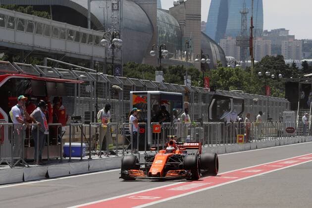 Azerbaijan Grand Prix, Baku 22 - 25 June 2017 23.06.2017 - Free Practice 1, Stoffel Vandoorne (BEL) McLaren MCL32 