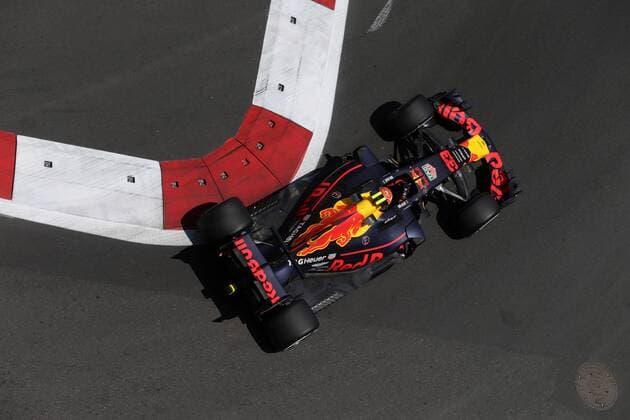 Bilder des Tages - SPORT Azerbaijan Grand Prix, Baku 22 - 25 June 2017 23.06.2017 - Free Practice 1, Max Verstappen (NED) Red Bull Racing RB13 