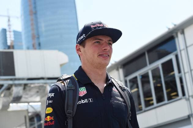 Max Verstappen (Red Bull Racing) kommt an die Strecke, Grosser Preis von Aserbaidschan 2017, Freies Training, Motorsport, Formel 1, 23.06.2017, Baku Copyright: xAndre Eibner-Pressefotox EP_JAE