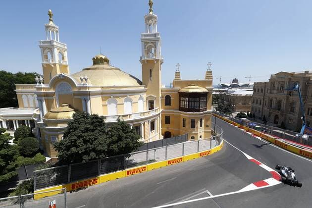 Motorsports: FIA Formula One World Championship WM Weltmeisterschaft 2017, Grand Prix of Europe, 44 Lewis Hamilton (GBR, Mercedes AMG Petronas F1 Team), Baku Azerbaijan xHOCHxZWEIx