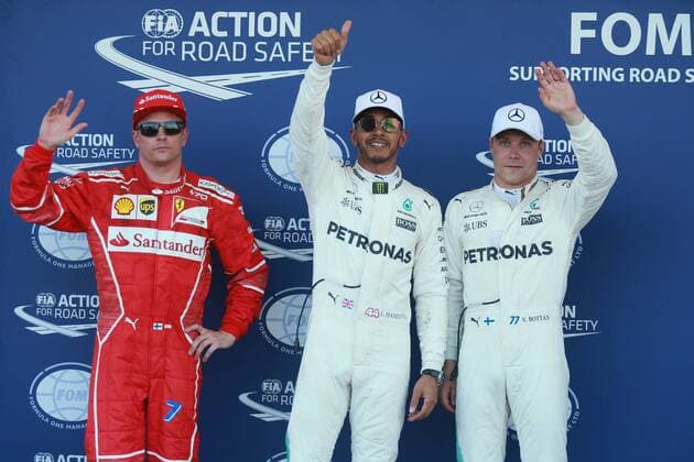 Bilder des Tages - SPORT Motorsports: FIA Formula One World Championship WM Weltmeisterschaft 2017, Grand Prix of Europe, 7 Kimi Raikkonen (FIN, Scuderia Ferrari), 44 Lewis Hamilton (GBR, Mercedes AMG Petronas Formula One Team), 77 Valtteri Bottas (FIN, Mercedes AMG Petronas) 77 Valtteri Bottas (FIN, Mercedes AMG Petronas) Baku Azerbaijan xHOCHxZWEIx