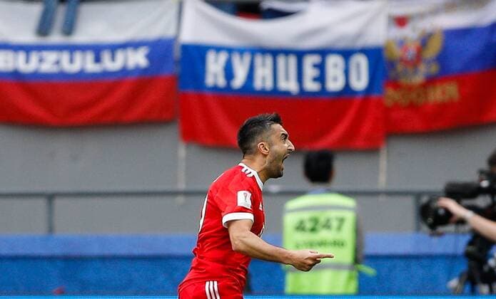 Mexico vs. Russia SAO PETERSBURGO, MO - 24.06.2017: MEXICO VS. RUSSIA - SAMEDOV Alexander of Russia celebrates after scoring a goal during Mexico-Russia match valid for the third round of the 2017 Confederations Cup on Saturday (24th) held Arena Kazan in Kazan, Russia. (Photo: Marcelo Machado de Melo Fotoarena) x1343481x  MarceloxMachadoxdexMelo
