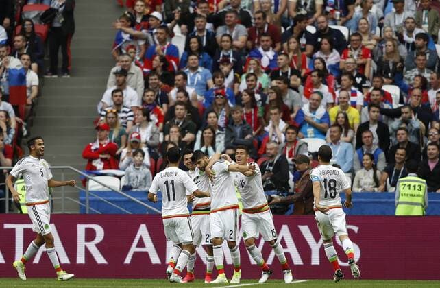 Mexico vs. Russia SAO PETERSBURGO, MO - 24.06.2017: MEXICO VS. RUSSIA - Players celebrate ARAUJO Nestor& 39;s from rom Mexico during a match between Mexico and Russia valid for the third round of the 2017 Confederations Cup on Saturday (24) held at the Kazan Arena Stadium in Kazan, Russia. (Photo: Rodolfo Buhrer La Imagem Fotoarena) x1343500x  RodolfoxBuhrer