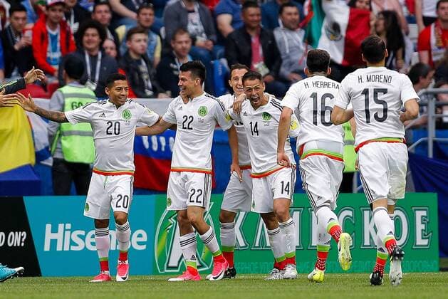 Mexico vs. Russia SAO PETERSBURGO, MO - 24.06.2017: MEXICO VS. RUSSIA - LOZANO Hirving of Mexico celebrates after scoring a goal during Mexico-Russia match valid for the third round of the 2017 Confederations Cup, this Saturday (24) held Arena Kazan in Kazan, Russia. (Photo: Marcelo Machado de Melo Fotoarena) x1343536x  MarceloxMachadoxdexMelo