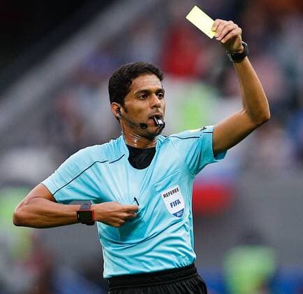 Mexico vs. Russia SAO PETERSBURGO, MO - 24.06.2017: MEXICO VS. RUSSIA - Referee Fahad AL MIRDASI kicks off ZHIRKOV Yury from Russia after a second yellow card during a match between Mexico and Russia valid for the third round of the 2017 Confederations Cup on Saturday (24) held Kazan Arena in Kazan, Russia. (Photo: Marcelo Machado de Melo Fotoarena) x1343575x  MarceloxMachadoxdexMelo