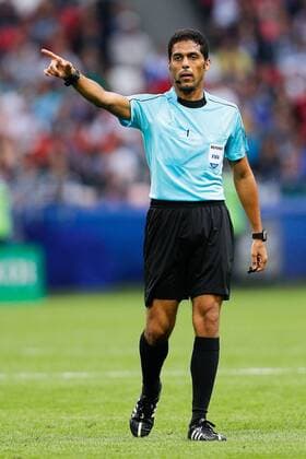 Mexico vs. Russia SAO PETERSBURGO, MO - 24.06.2017: MEXICO VS. RUSSIA - Referee Fahad AL MIRDASI (KSA) during a match between Mexico and Russia valid for the third round of the 2017 Confederations Cup on Saturday (24) held Arena Kazan in Kazan, Russia. (Photo: Marcelo Machado de Melo Fotoarena) x1343591x  MarceloxMachadoxdexMelo