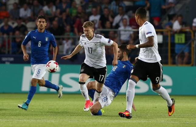 Fußball, U21 EM, Italien - Deutschland Lorenzo Pellegrini, Mitchell Weiser, Roberto Gagliardini, Davie Selke Aktion Spielszene Zweikampf Fußball Fussball U21 U 21 EM Europameisterschaft Länderspiel Saison 2016 2017 24.06.2017 DFB Nationalmannschaft GER BRDeutschland vs. Italien
