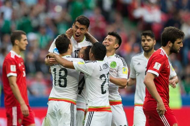 (170625) -- KAZAN, June 25, 2017 -- Players of Mexico celebrate scoring during group A match between Russia and Mexico at the 2017 FIFA Confederations Cup in Kazan, Russia, on June 24, 2017. Mexico won 2-1. ) (SP)RUSSIA-KAZAN-FIFA-CONFED CUP-RUS VS MEX BaixXueqi 