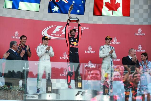 Motorsports: FIA Formula One World Championship WM Weltmeisterschaft 2017, Grand Prix of Europe, 77 Valtteri Bottas (FIN, Mercedes AMG Petronas) 3 Daniel Ricciardo (AUS, Red Bull Racing), 18 Lance Stroll ( CAN, Williams Martini Racing) Baku Azerbaijan xHOCHxZWEIx