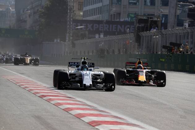 Azerbaijan Grand Prix, Baku 22 - 25 June 2017 25.06.2017 - Race, Lance Stroll (CDN) Williams FW40 and Daniel Ricciardo (AUS) Red Bull Racing RB13 