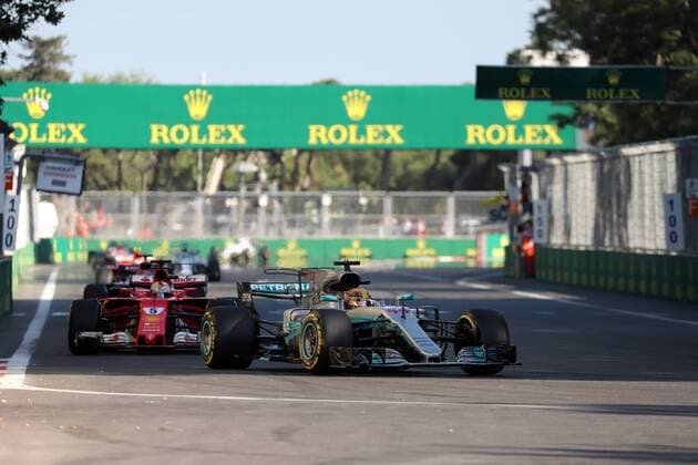 Azerbaijan Grand Prix, Baku 22 - 25 June 2017 25.06.2017 - Race, Lewis Hamilton (GBR) Mercedes AMG F1 W08 leads Sebastian Vettel (GER) Scuderia Ferrari SF70H 