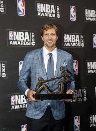 (170627) -- NEW YORK, June 27, 2017 -- Dirk Nowitzki, winner of Twyman-Stokes Teammate of the Year Award, poses for photo in the press room at the 2017 NBA Basketball Herren USA Awards in New York, the United States, June 26, 2017. ) (SP)US-NEW YORK-NBA AWARDS WangxYing 